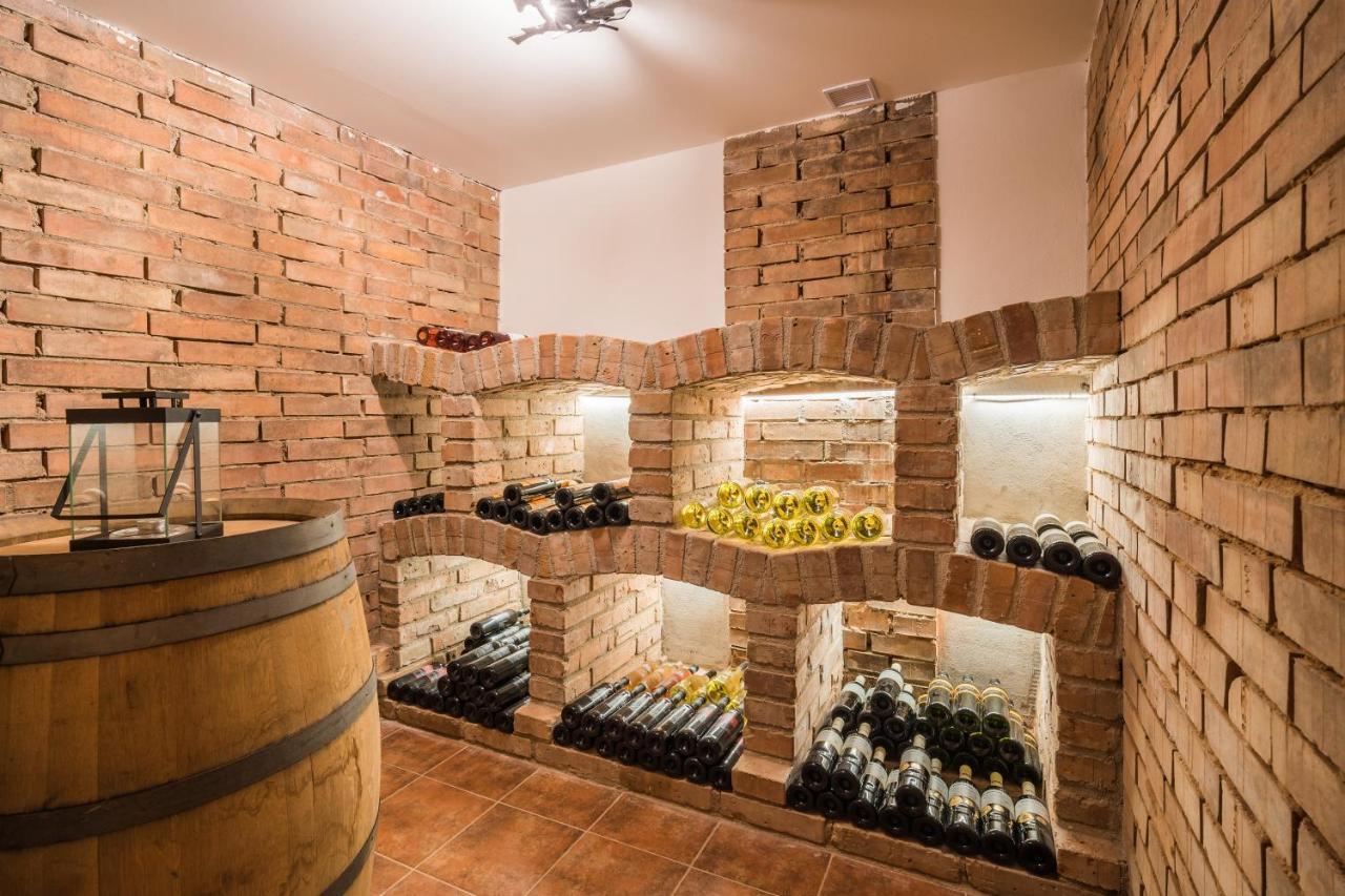 Vinoza - Ubytovani A Vinny Sklep Velke Bilovice Rulandova المظهر الخارجي الصورة